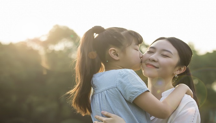 梦见自己亲生的女儿