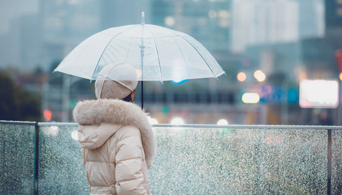 梦见天下雨了是什么意思